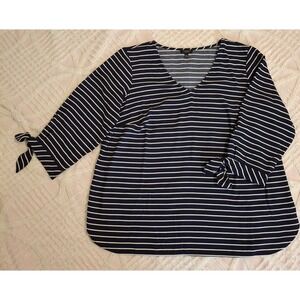 Talbots Women's Size 1Xp Navy Blue White Striped 3/4 Sleeve Tie Cuff Blouse Top